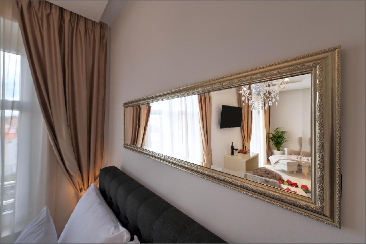 Via Porto Rooms Split Exterior photo